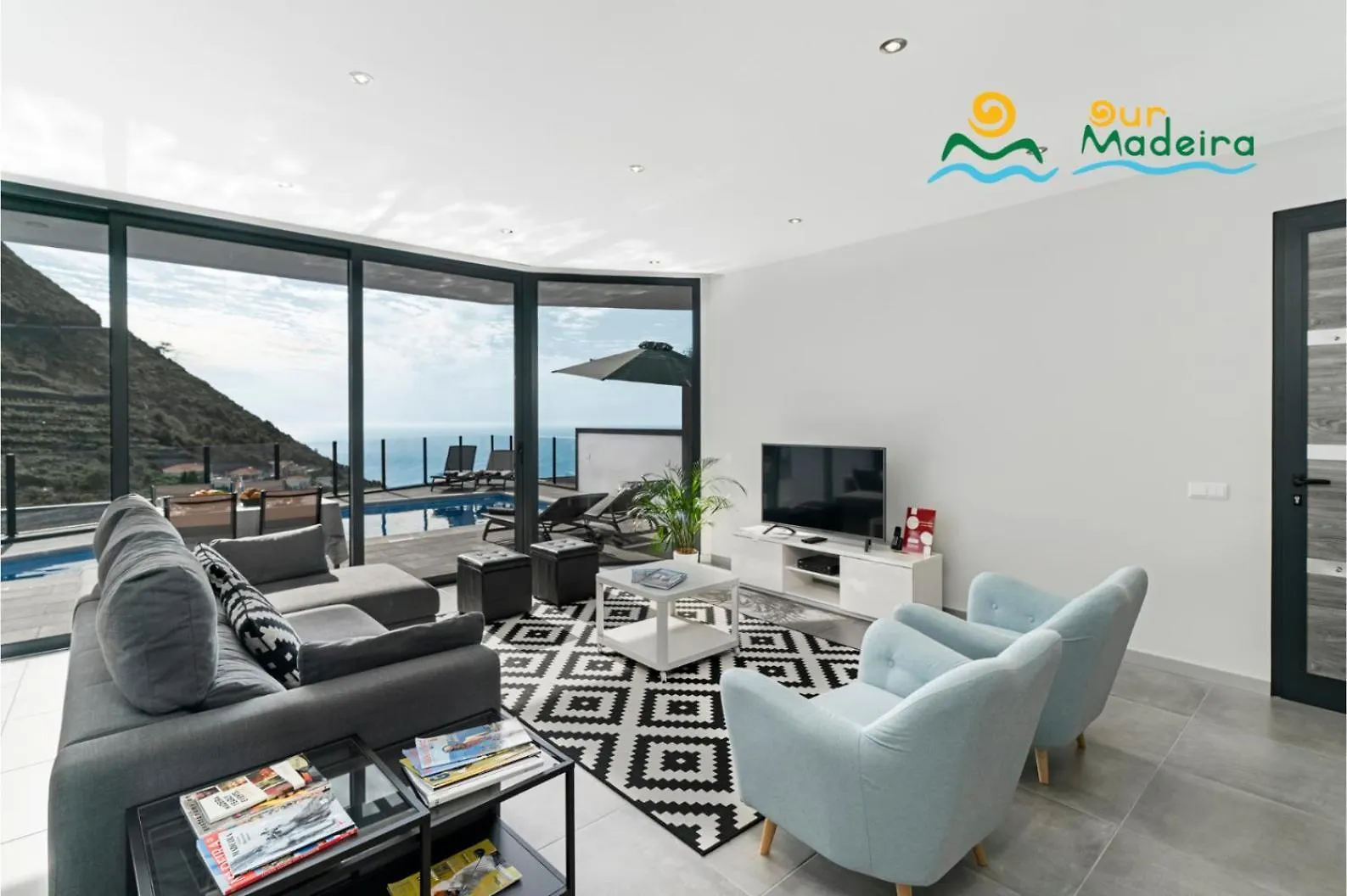 Ourmadeira - Calheta Charm, Modern Vila Portugal